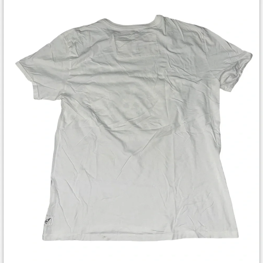 Men Robin’s Jean T-shirt - Picture 2 of 4